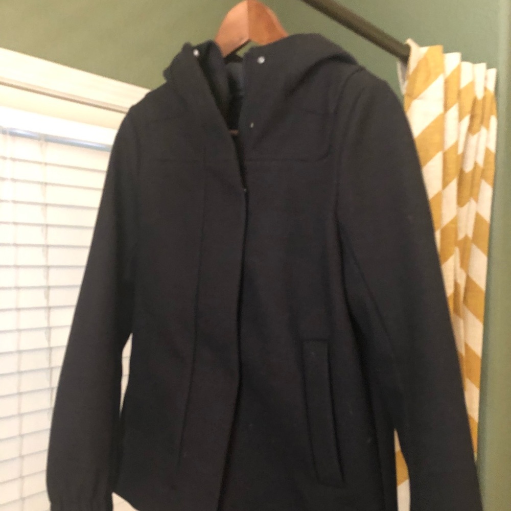 Lululemon women’s jacket black size 8